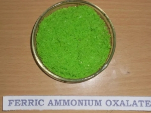 Buy Ferric Ammonium Oxalate CAS 13268-42-3 suppliers manufacturers